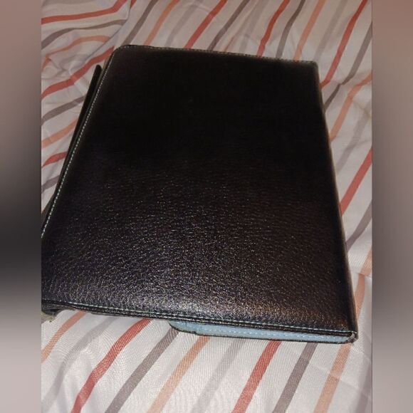 Logitech I-Pad Keyboard - Picture 2 of 11